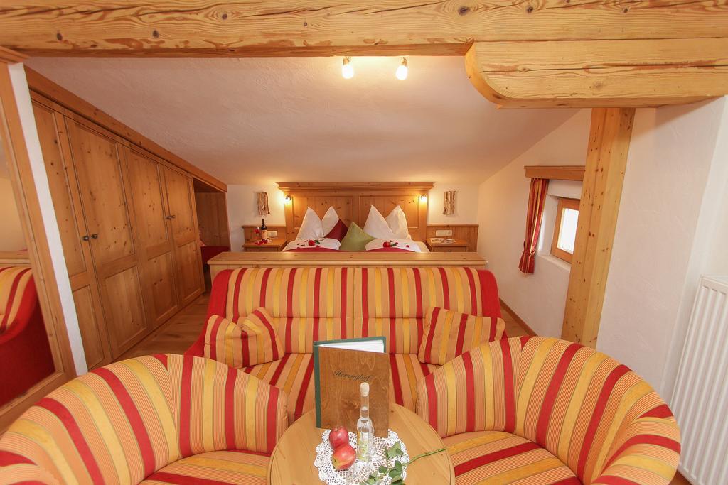 Herzoghof Leogang Room photo
